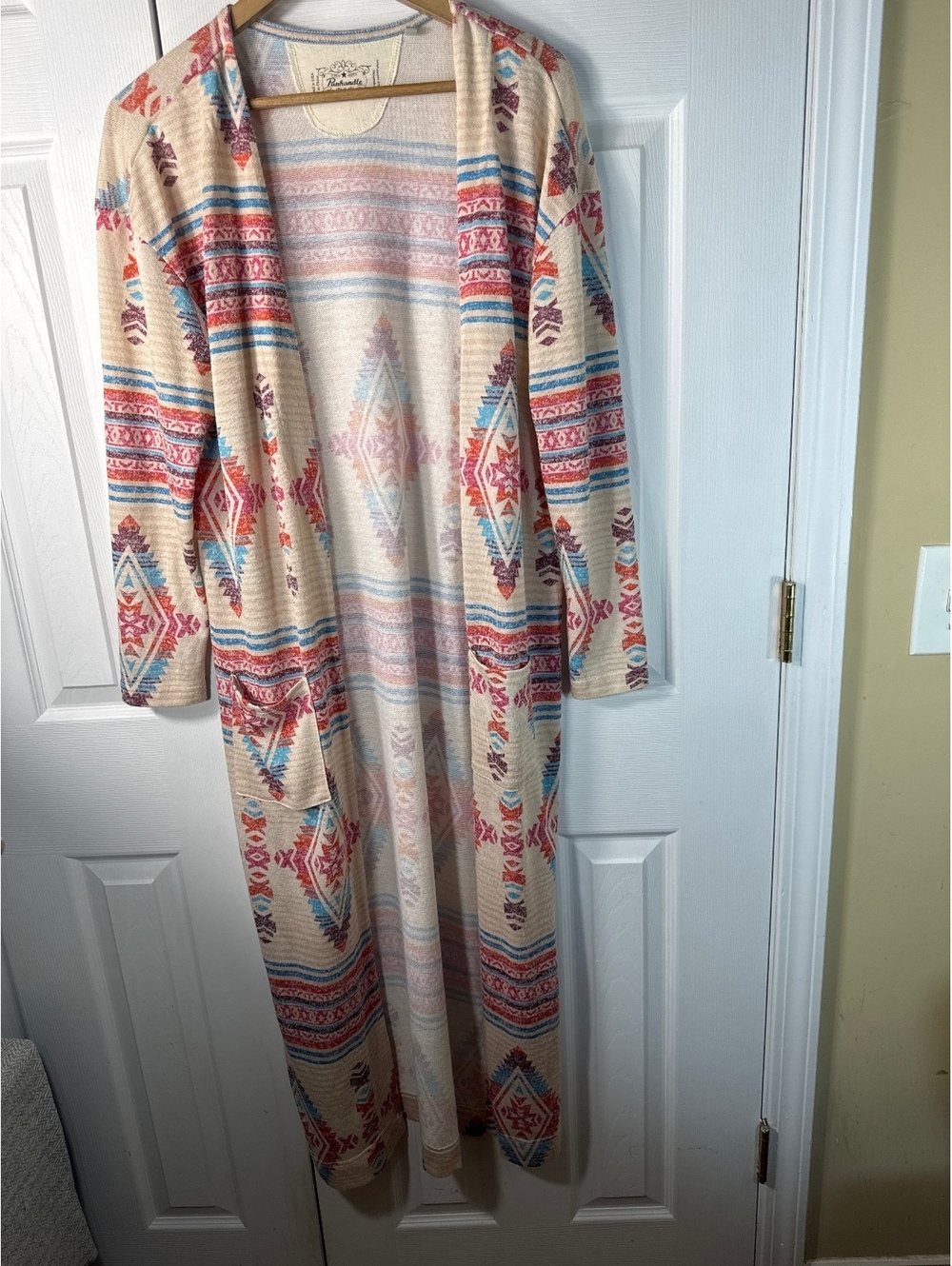 Panhandle Women's Long Sleeve Aztec Print Cardigan S/M